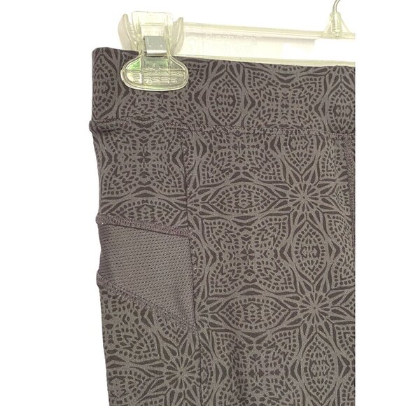 Athleta Gray Cropped Athletic Leggings Pants Back Zipper Pocket Women’s Size XS - Picture 2 of 10